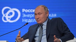“Rusia no quiere renunciar al dólar pero EE. UU. le obliga”, asegura Vladimir Putin