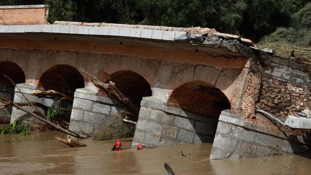 Fuertes lluvias e inundaciones dejan desaparecidos y dos muertos en España [VIDEO]