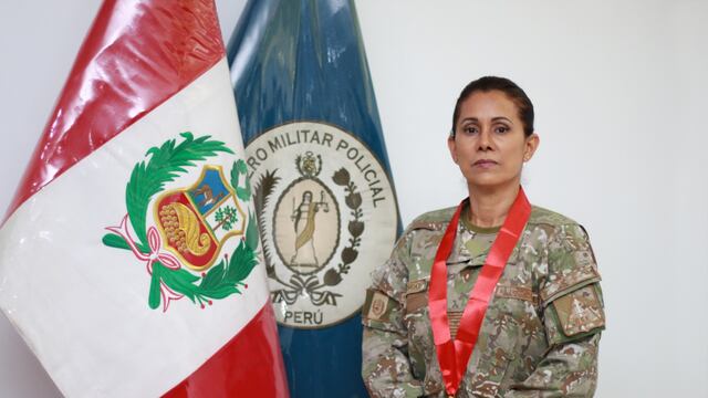 Primera mujer militar juró como presidencia de un Tribunal de Justicia Militar