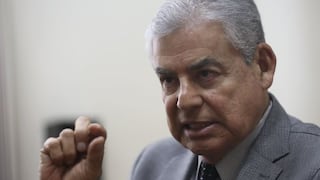 Premier César Villanueva fue sometido a una intervención quirúrgica a la vista