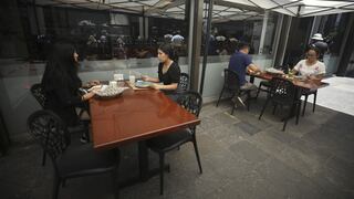 Restaurantes recuperarían un 30% de sus ventas tras la ampliación del toque de queda y aumento de aforo