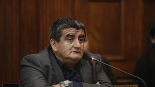 Exgobernador regional Humberto Acuña exige pago de 12 mil soles de liquidación