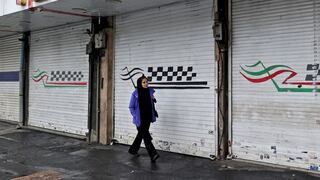 El Gobierno de Irán podría bloquear las cuentas bancarias de mujeres que no usen el velo