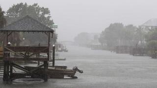 Huracán Florence fue degradado a tormenta tropical