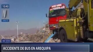 Arequipa: bus de transporte público estuvo a punto de caer sobre viviendas y afectar a varias familias [VIDEO] 