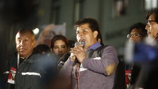 Pedro Castillo: “Seguiremos y no descartamos una huelga de hambre”