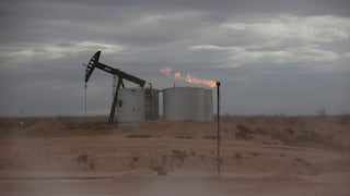 Precio del petróleo se eleva hasta los US$ 97 por tensiones entre Rusia y Ucrania