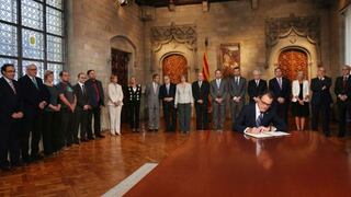 España: Presidente de Cataluña convocó a referéndum para su independencia