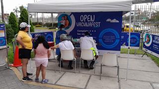 Open Plaza y Minsa anuncian campaña de vacunación gratuita para el 25 de marzo