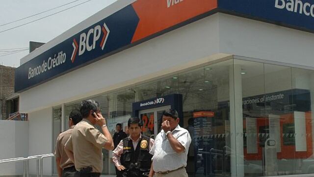 Frustran asalto a una agencia del BCP en la avenida Argentina
