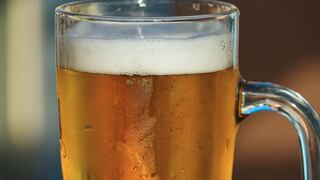 Cómo evitar el exceso de espuma en tu vaso de cerveza