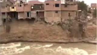 Viviendas en San Martín de Porres a punto de colapsar tras crecida del río Rímac
