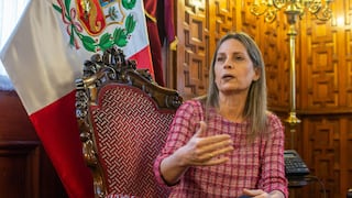 María del Carmen Alva: El Presidente debe aprobar la ley que regula la cuestión de confianza