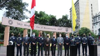 Fuerza Aérea del Perú inaugura exposición fotográfica “Defensores de la Patria”
