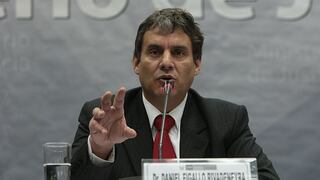 Perú Posible ahora amenaza con interpelar al ministro Daniel Figallo