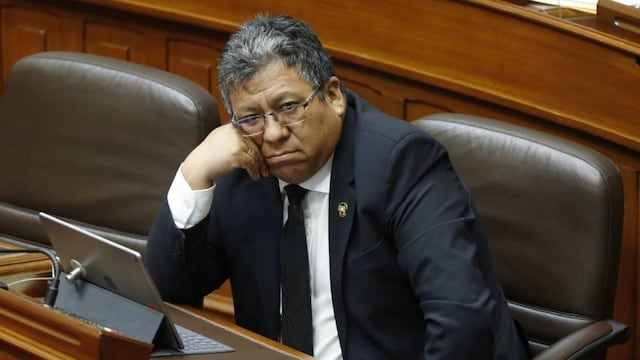 Congreso debatirá informe de Ética que recomienda suspender 120 días a ‘mochasueldos’ Jorge Flores Ancachi