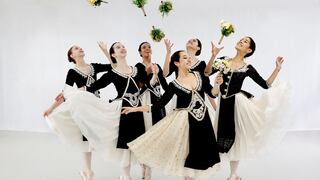 Nueva versión del clásico del ballet “La Fille Mal Gardée” se estrena en el Teatro Municipal