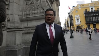 Javier Velásquez Quesquén: “No podemos entregarle la cabeza de la ministra al Conare”
