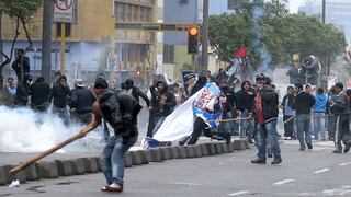 FOTOS: La CGTP acentúa caos por las protestas en la Av. Abancay