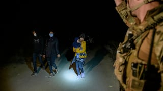 Detenciones en la frontera de Estados Unidos y México aumentan en abril