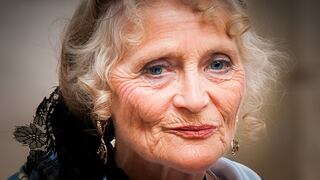 El poder del envejecimiento: Estudio de AVON revela que confianza y autoestima de mujeres mejora con la edad