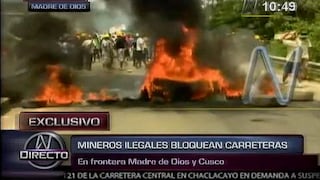 Mineros informales bloquean puente en la frontera de Cusco y Madre de Dios