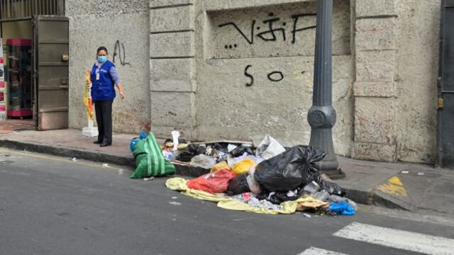 ¡BASTA YA! Defensoría pide medidas inmediatas al municipio de Lima por basura en las calles 