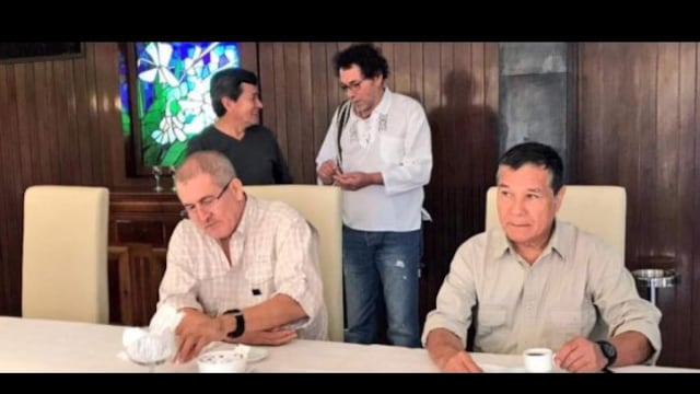 FARC y ELN discuten en Cuba "paz completa" para Colombia