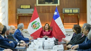 Dina Boluarte se reunió con miembros de la Comisión de Relaciones Exteriores del Senado de Chile