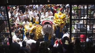Lima: En la calle Capón se celebró el inicio del Año del Caballo