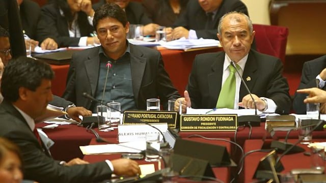 Alexis Humala se mostró displicente en el Congreso