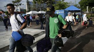 Alrededor de 500 salvadoreños de caravana de migrantes solicitan asilo en México