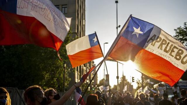 [ENTREVISTA] José Rodríguez Elizondo sobre plebiscito en Chile: “Es posible que gane el ‘A favor’ de manera ajustada”