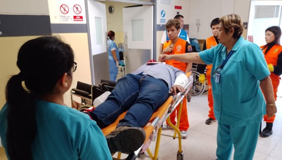 Ante el sismo registrado en Arequipa, EsSalud informa que en Ica, en el Hospital I María Reiche Neuman de Marcona se atendieron a tres pacientes con leves lesiones.