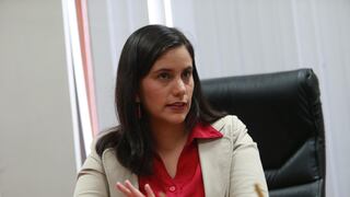 Verónika Mendoza: “El primer lote de vacunas al Perú renueva nuestra esperanza”