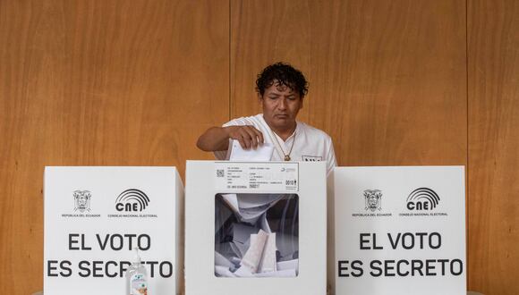 Las elecciones en Ecuador se desarrollan en normalidad. (Foto: EFE/Marcial Guillén)