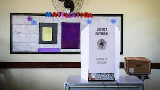 Abren los colegios electorales en Brasil para las presidenciales