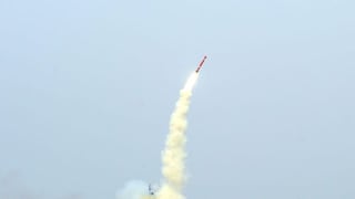 Corea del Norte lanzó un misil desde submarino