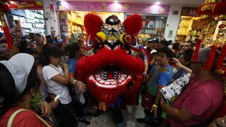¡Comenzó el Año Nuevo Chino 2024! El Dragón de Madera recorre calles del Centro de Lima [FOTOS]