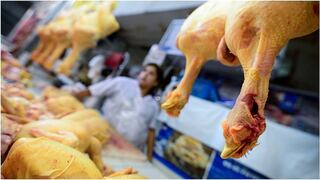 Precio del pollo se estabilizará en los próximos días por una mayor oferta, señala el Minagri