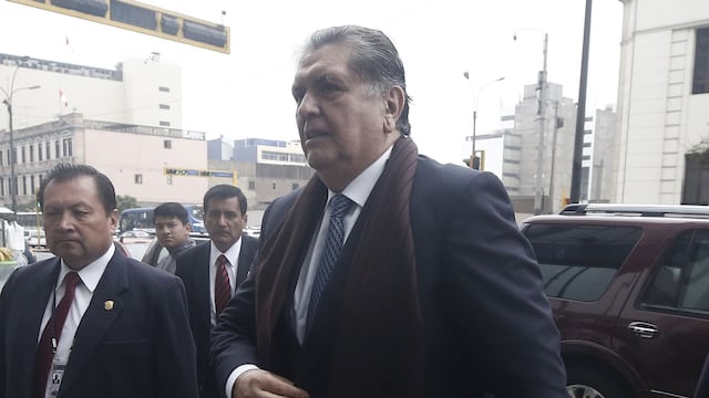 Alan García llegó a Lima para ser interrogado por el fiscal José Domingo Pérez [VIDEO]