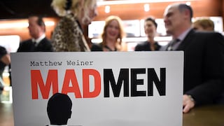 Ex guionista de 'Mad Men' acusa al creador de la serie de acoso sexual