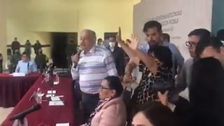 Presidente López Obrador suspende acto público tras irrupción de manifestantes