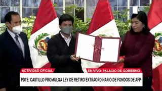 Retiro AFP: Presidente Castillo firmó ley que permite retirar hasta 18,400 soles