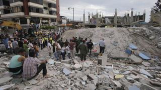 Ecuador: Cien presos huyeron de cárcel aprovechando el caos por terremoto