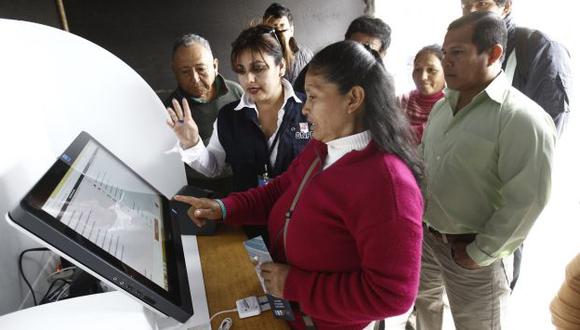 Más de 3 millones de electores sufragarán con voto electrónico en las Elecciones 2016. (USI)