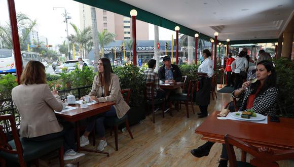 Ventas en restaurantes superarían por feriado de repechaje de la Selección Peruana ante Australia