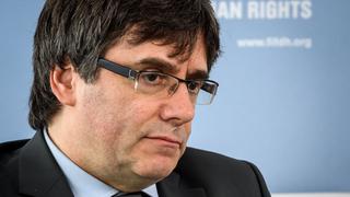 Detienen a ex presidente catalán Carles Puigdemont en Alemania