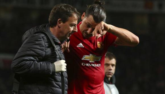 Ibrahimovic y Marcos Rojo se retiraron lesionados del último enfrentamiento del Manchester United por la Europa League. (AP)