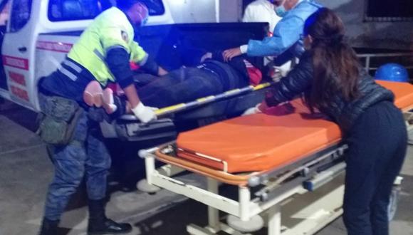 Áncash: Pedro Monzón Velásquez, conductor del volquete, fue trasladado de emergencia al Hospital La Caleta de Chimbote. (Foto: Seguridad Ciudadana Chimbote)